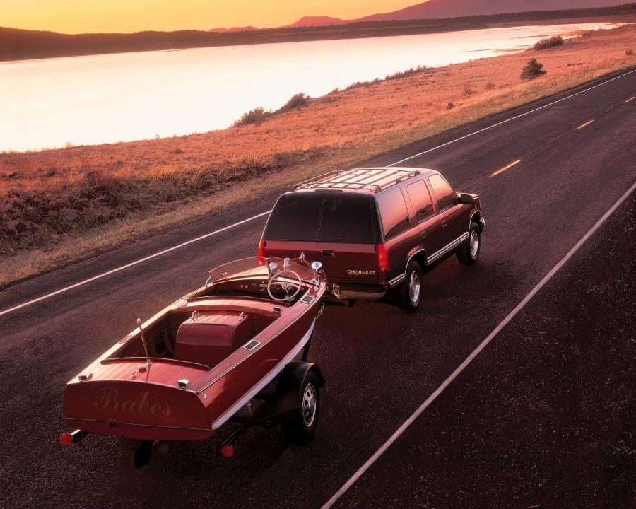  Chevrolet Tahoe 1996 года  (фото 8 из 11)
